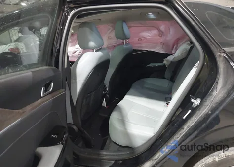 2021 Kia K5 Ex z USA, uszkodzony, nr VIN 5XXG34J22MG045183